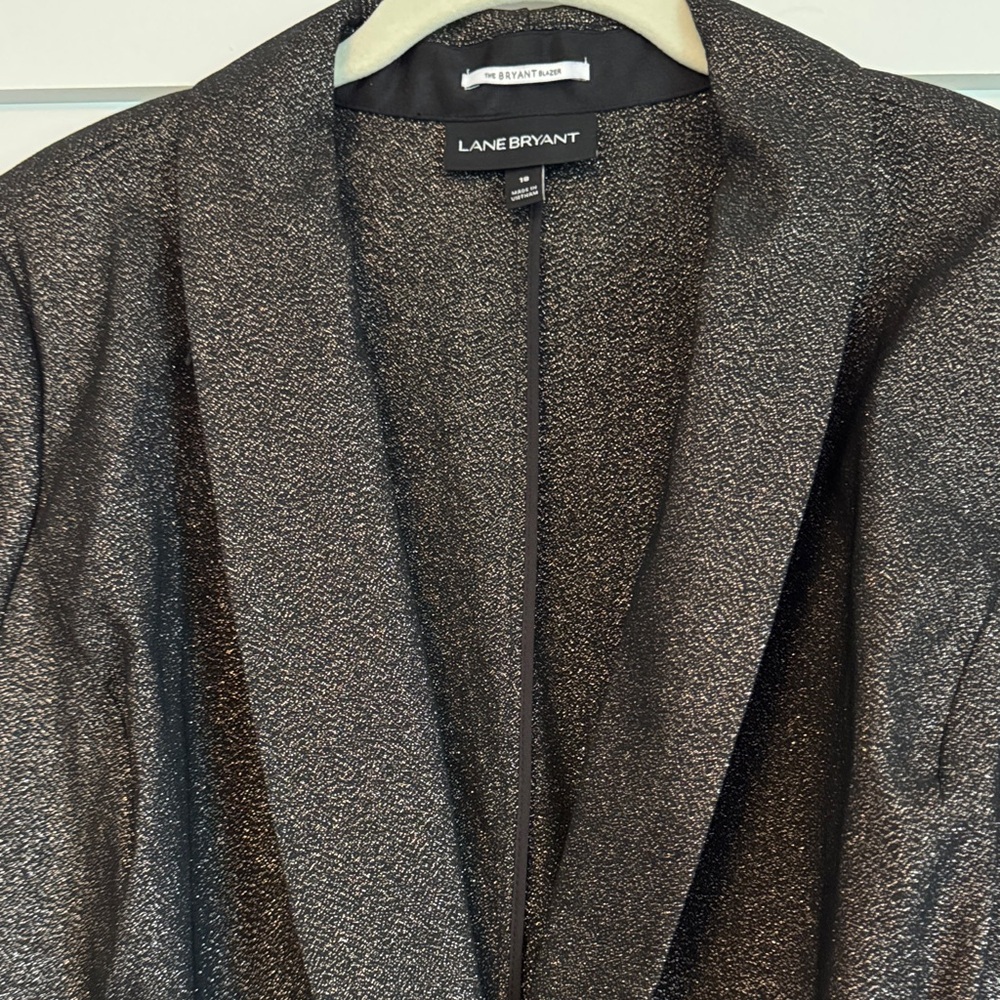 Black and Gold Blazer - Picture 7 of 7